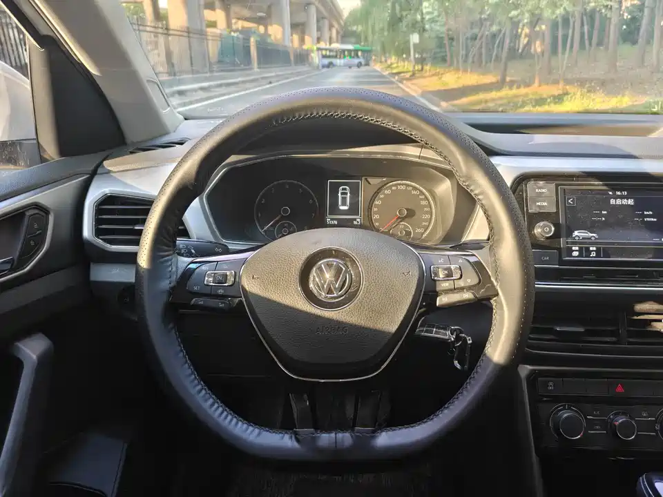 Volkswagen Tu Kai