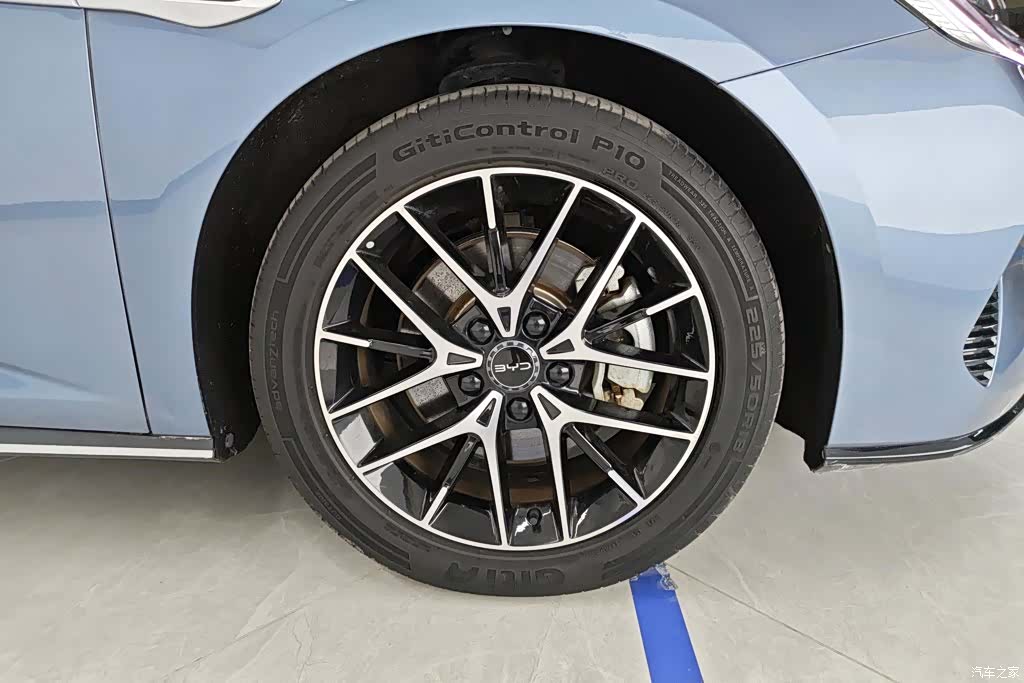 BYD Seal, 2023 6