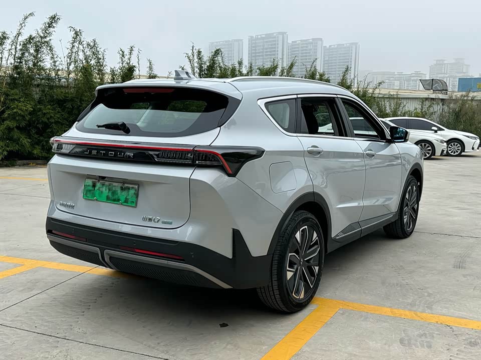 Jetour L7