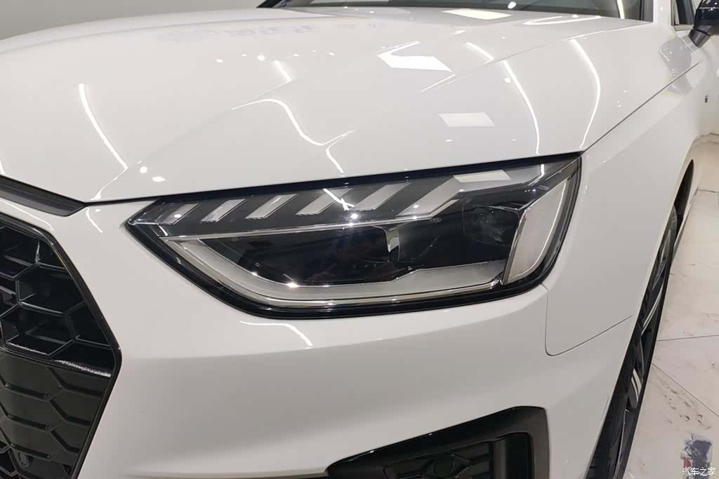 Audi A4L, 2024 все фото