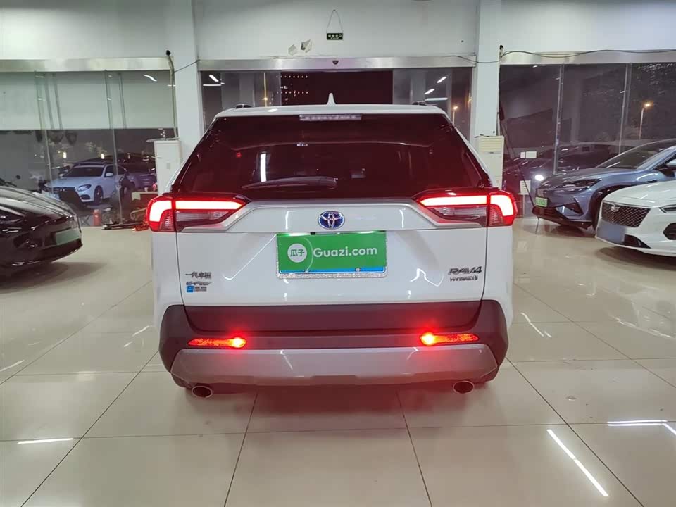 Toyota RAV4 Rongfang