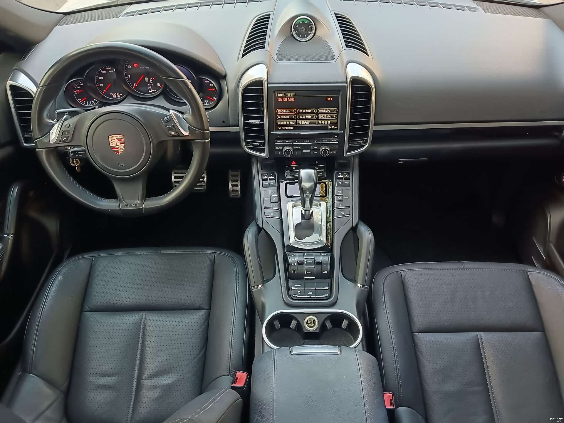 Porsche Cayenne, 2012 9