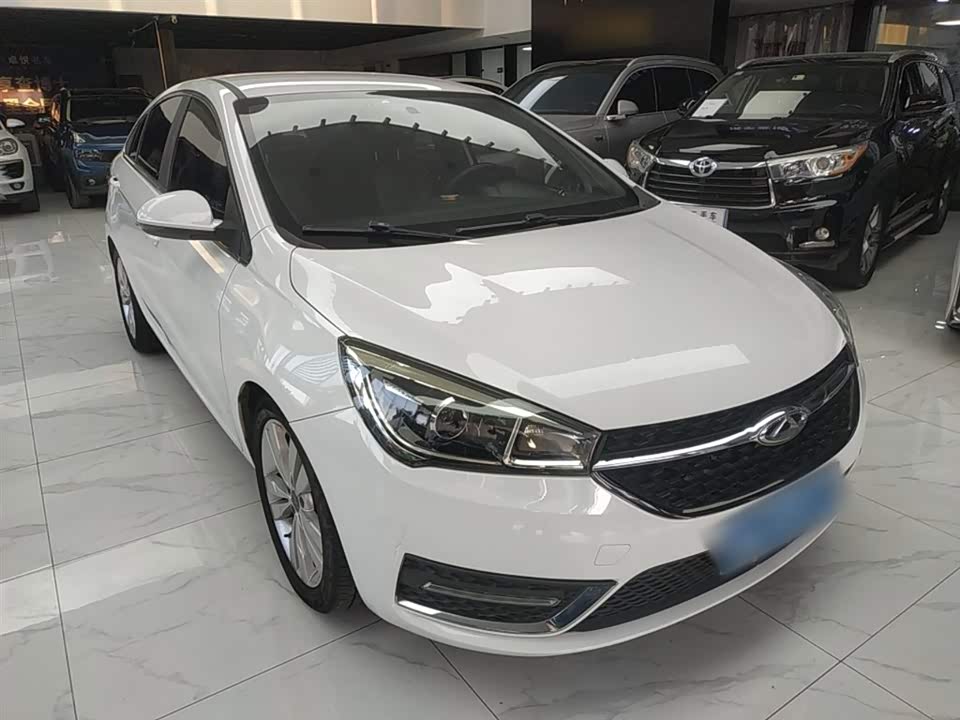 Chery Arrizo 5