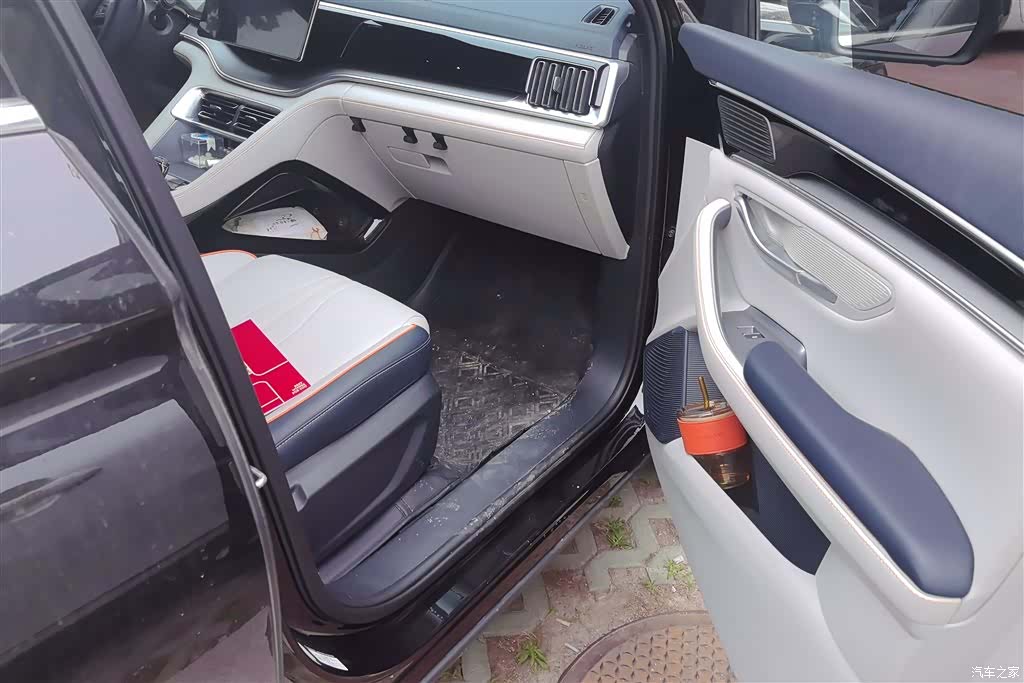 BYD Song, 2023 8