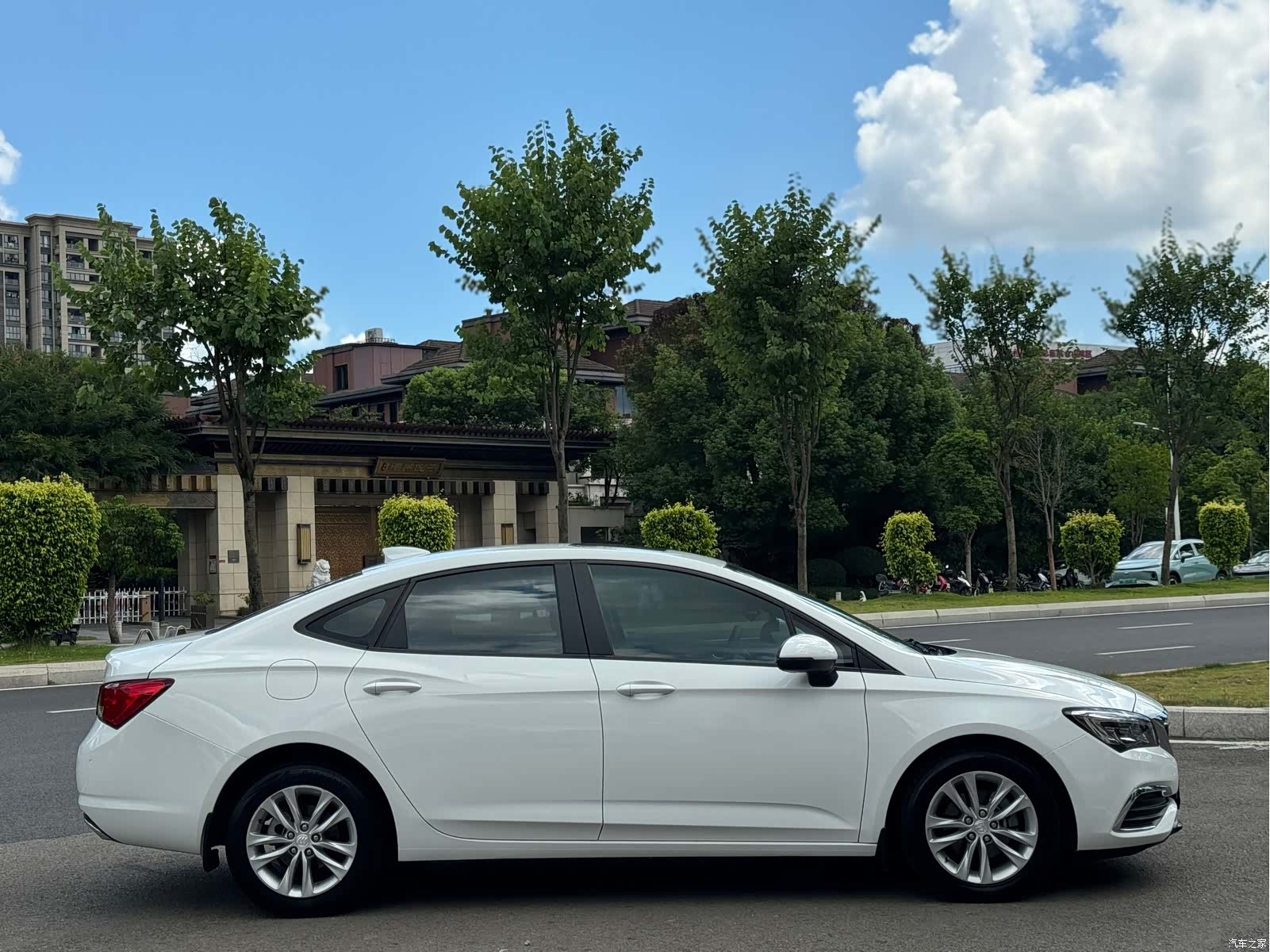 Buick Verano, 2019 14