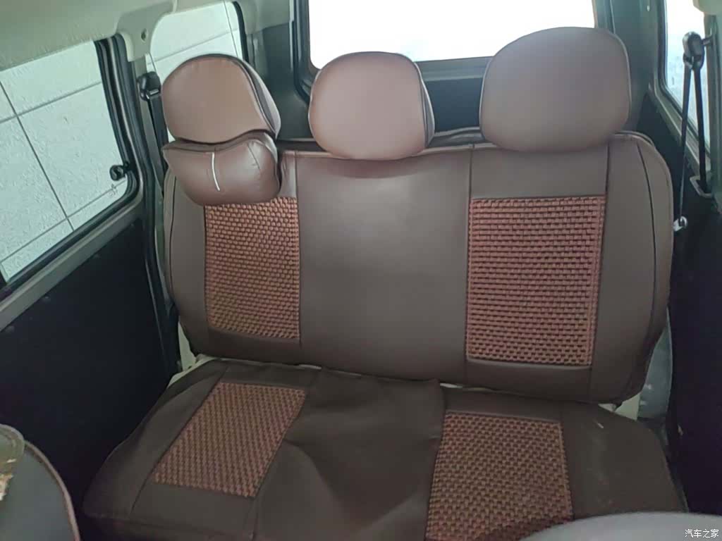DongFeng M5, 2022 17