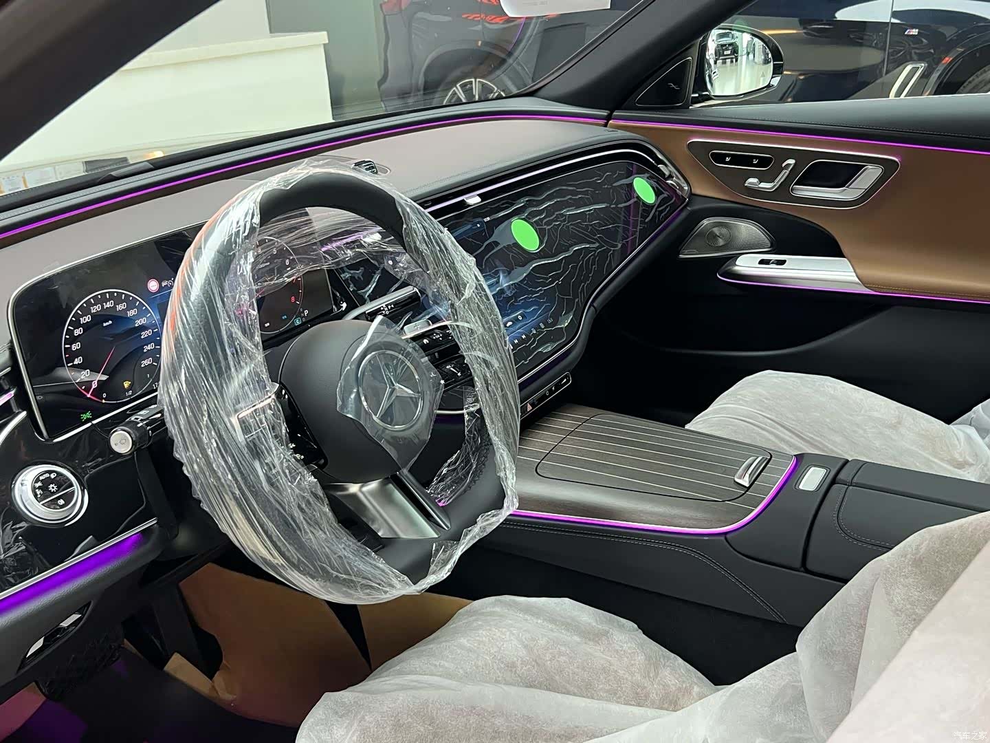 Mercedes-Benz E-Class, 2026 8