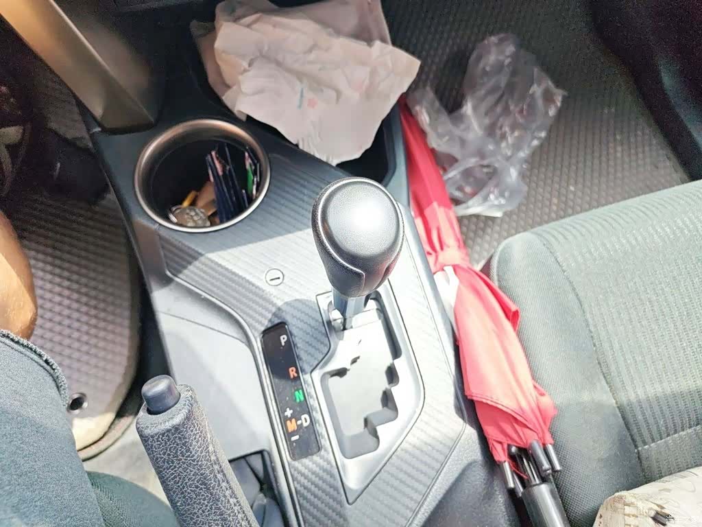 Toyota RAV4, 2016 7