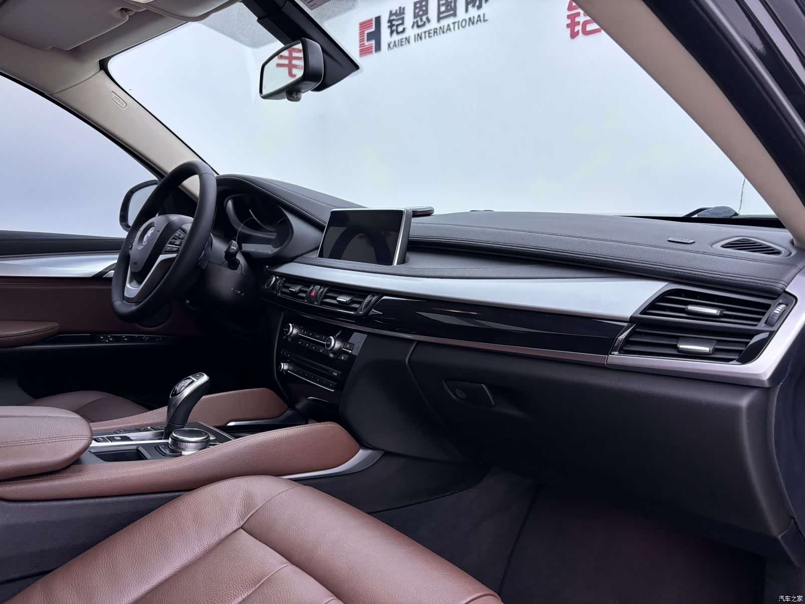 BMW X6, 2019 9