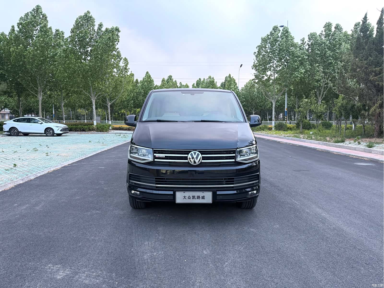 Volkswagen 7, 2020 3