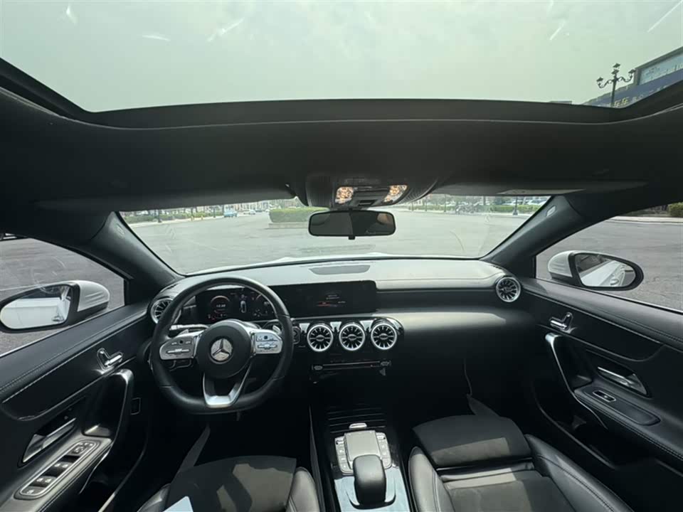 Mercedes-Benz Class A Mercedes-Benz Class A