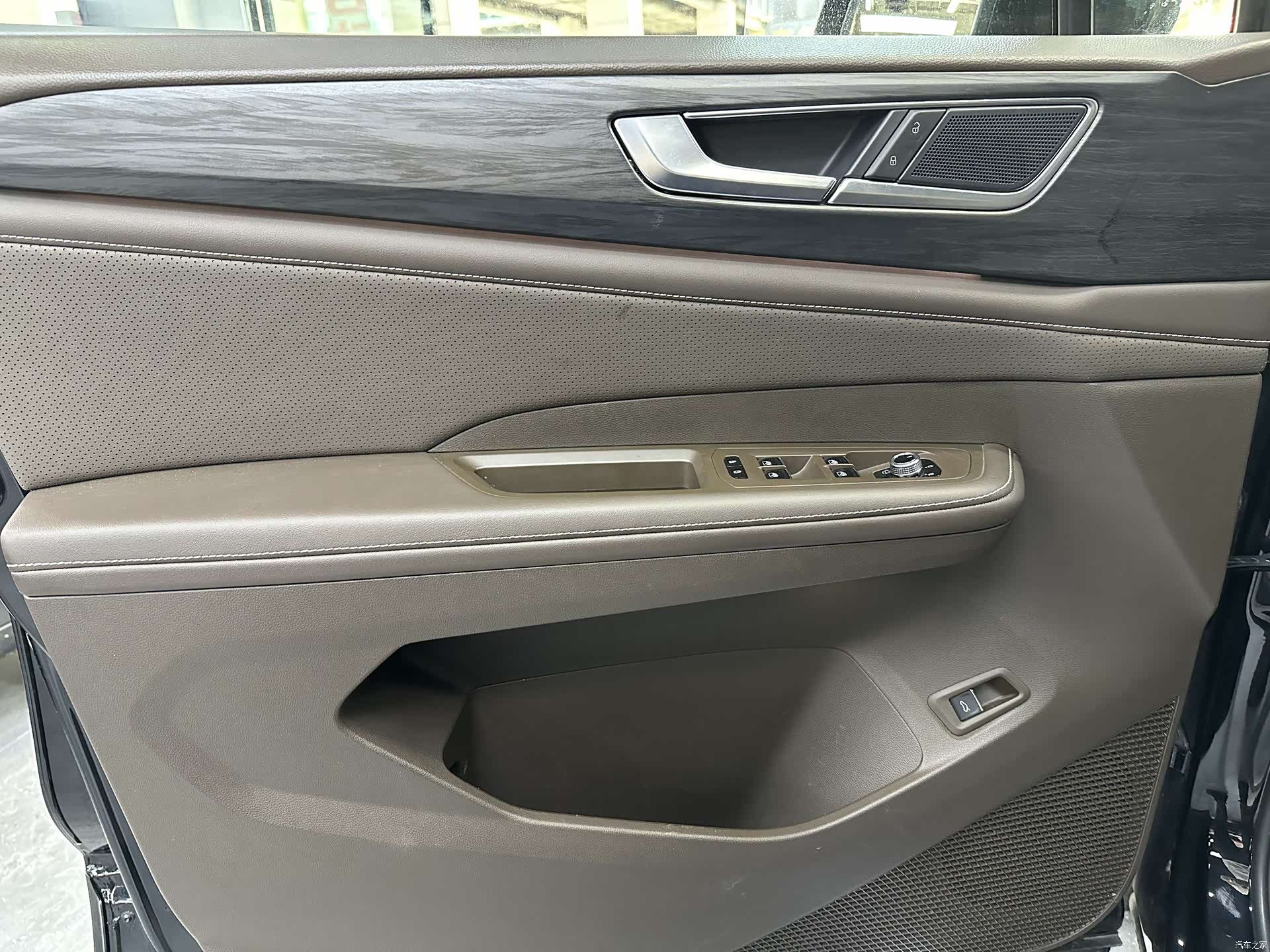 Volkswagen Viloran, 2023 7