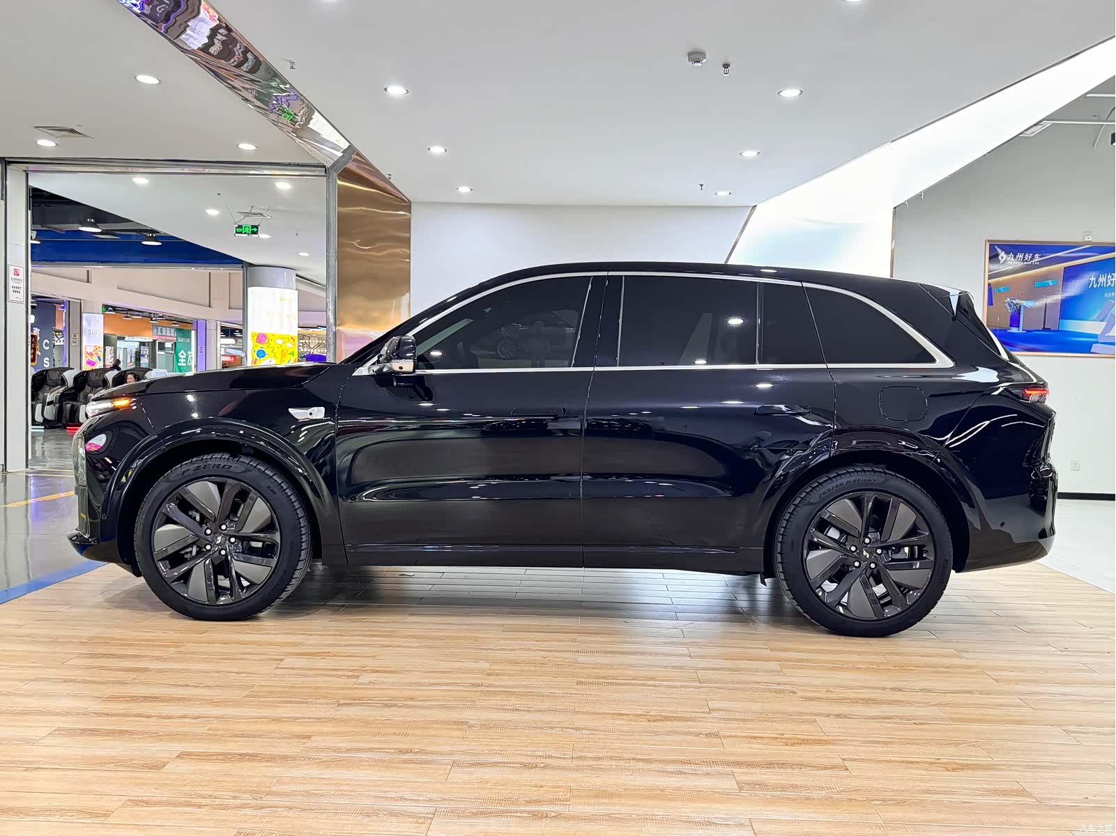 Li Auto L6, 2025 4