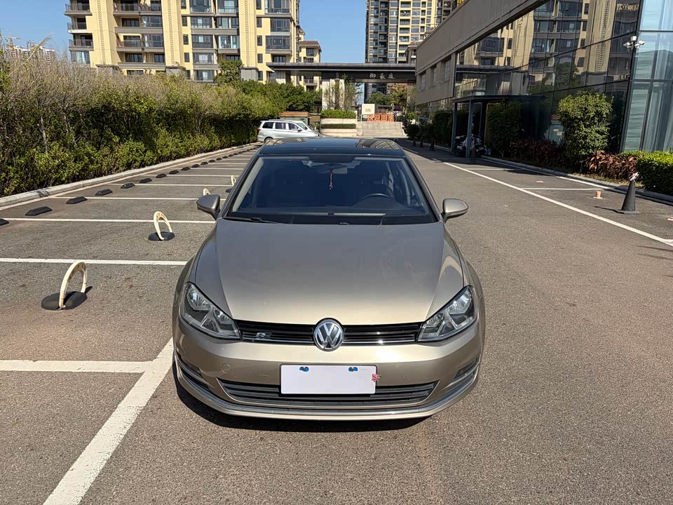 Volkswagen golf
