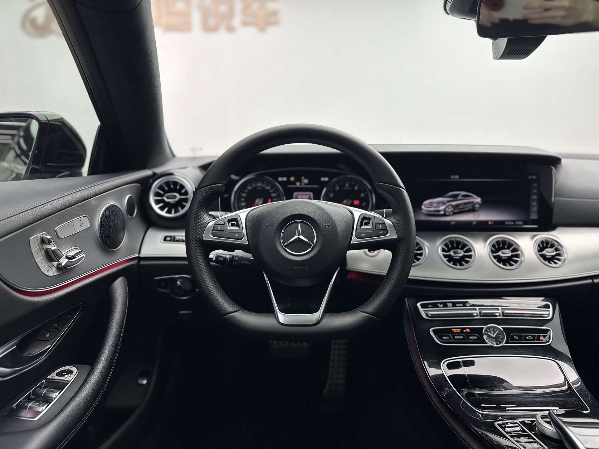 Mercedes-Benz E-Class, 2018 9