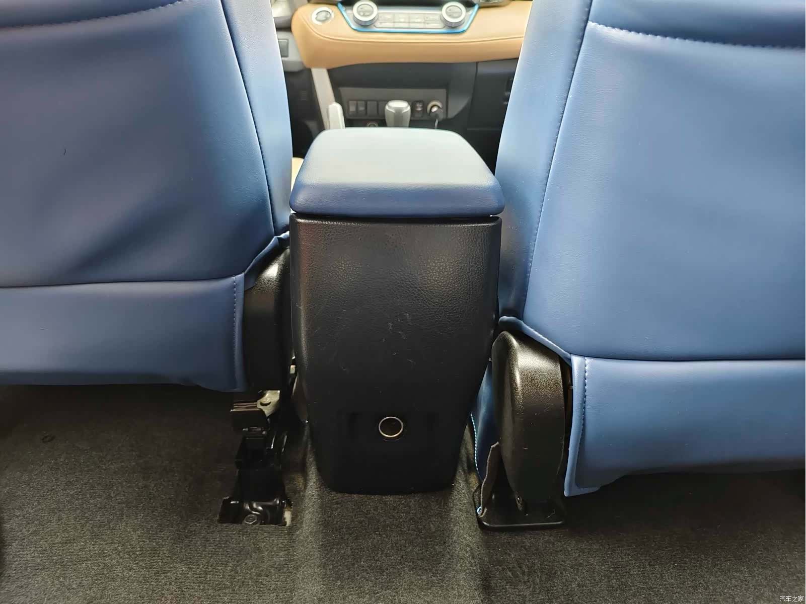 Toyota RAV4, 2018 27