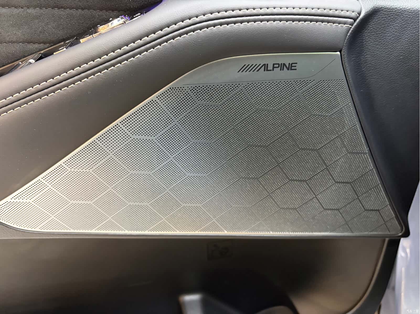 Trumpchi GS8, 2022 11