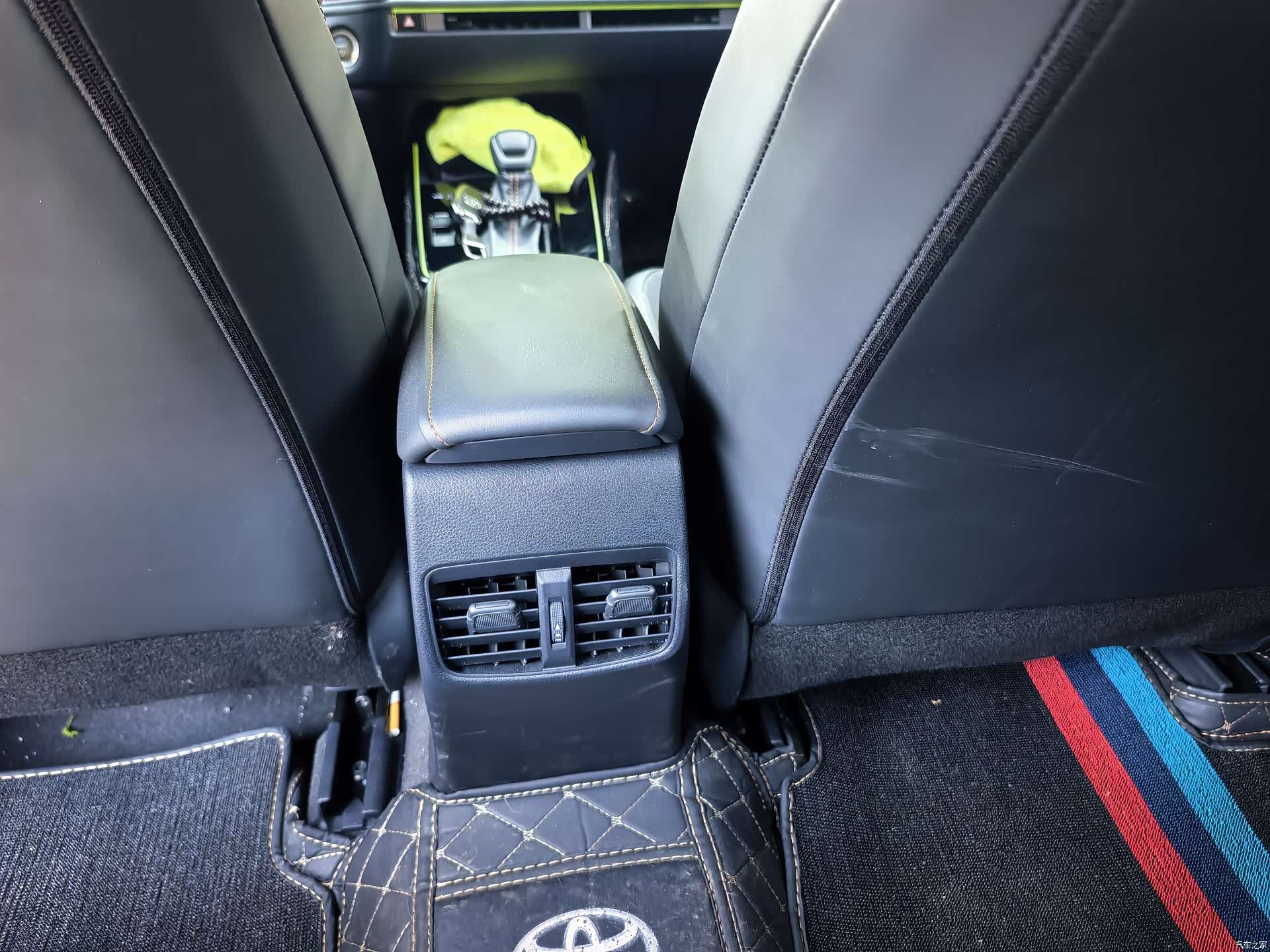Toyota Corolla, 2026 13