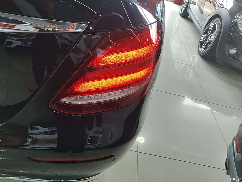 Mercedes-Benz E-Class, 2018 8