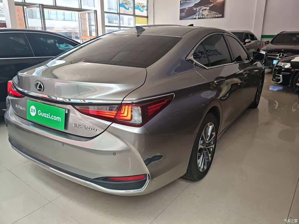 Lexus ES, 2024 6