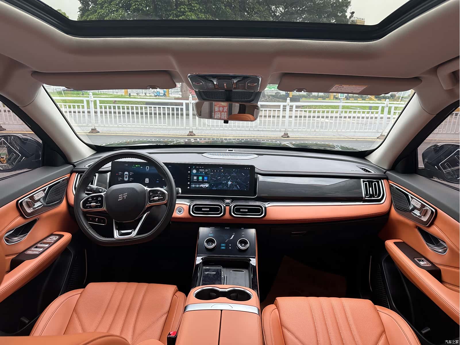 Jetour L7, 2025 12