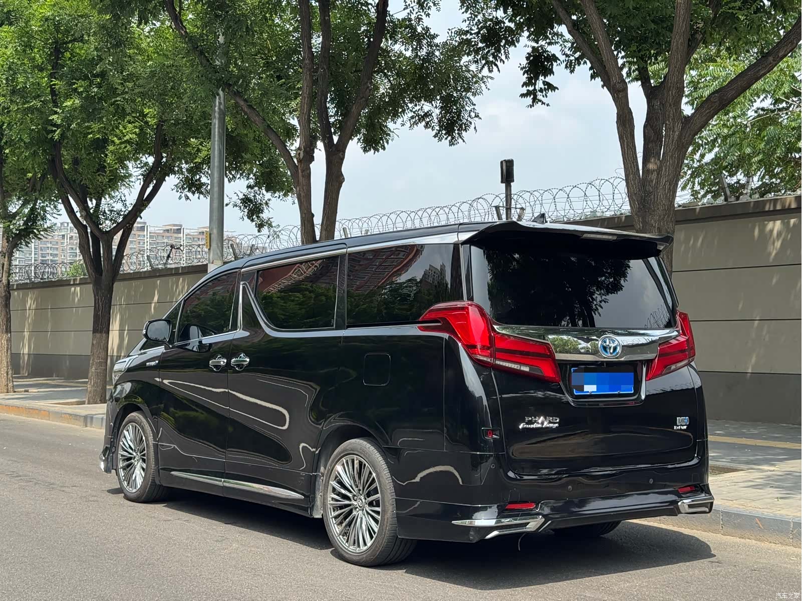 Toyota Alphard, 2021 2
