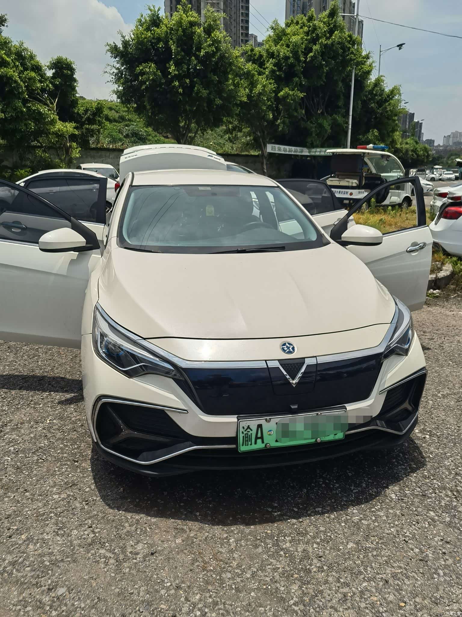 Nissan D60EV, 2022 2