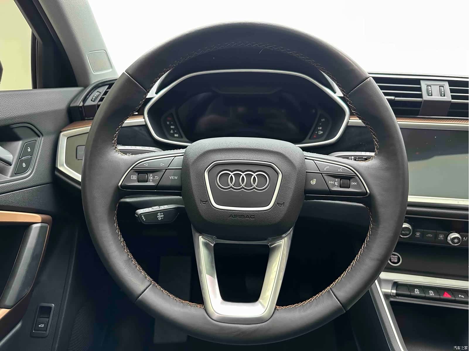 Audi Q3, 2022 17