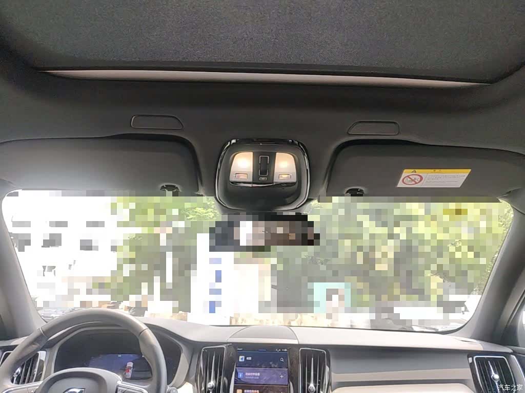 Volvo XC60, 2025 25