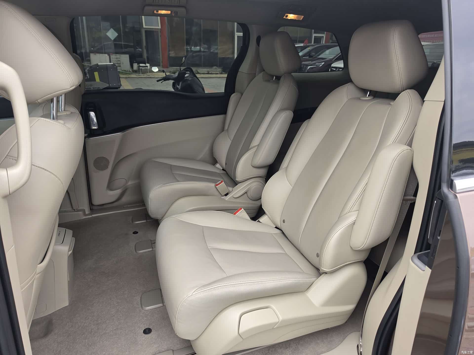 Buick GL8, 2020 11