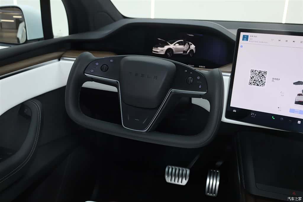 Tesla Model X, 2023 29
