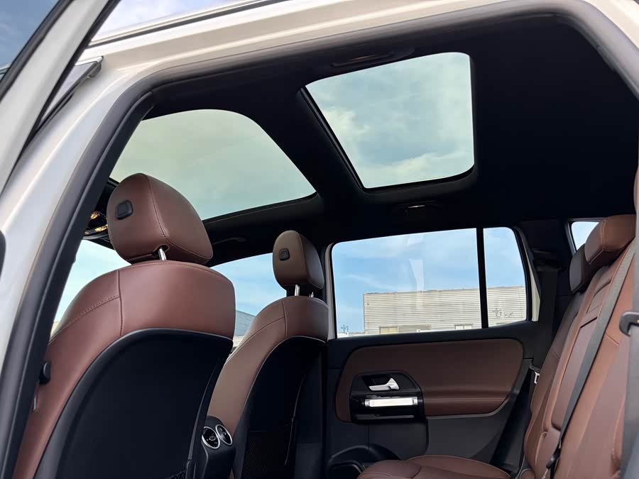 Mercedes-Benz GLB 2022, фото 10