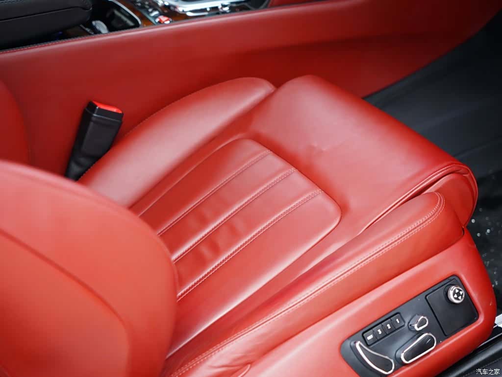 Bentley Continental GT, 2012 39