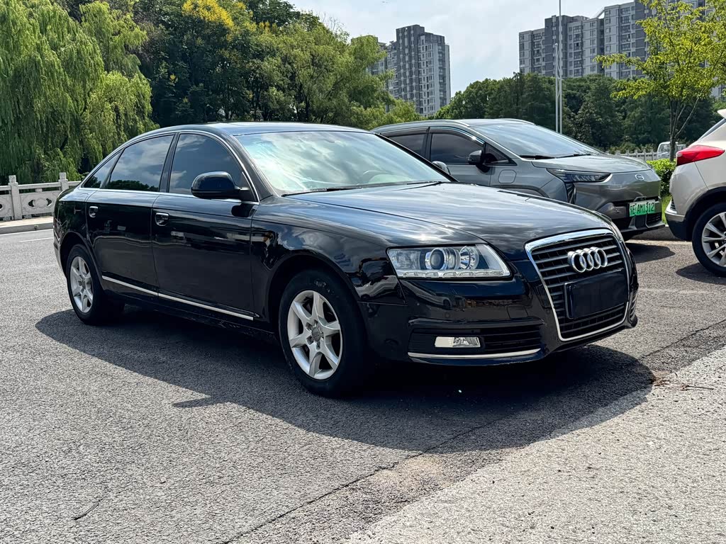 Audi A6L 2011 2.0 TFSI AT