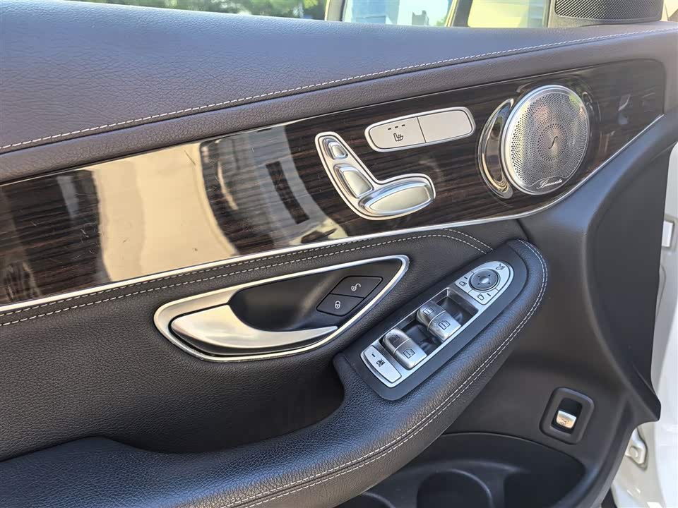 Mercedes-Benz GLC Mercedes-Benz GLC