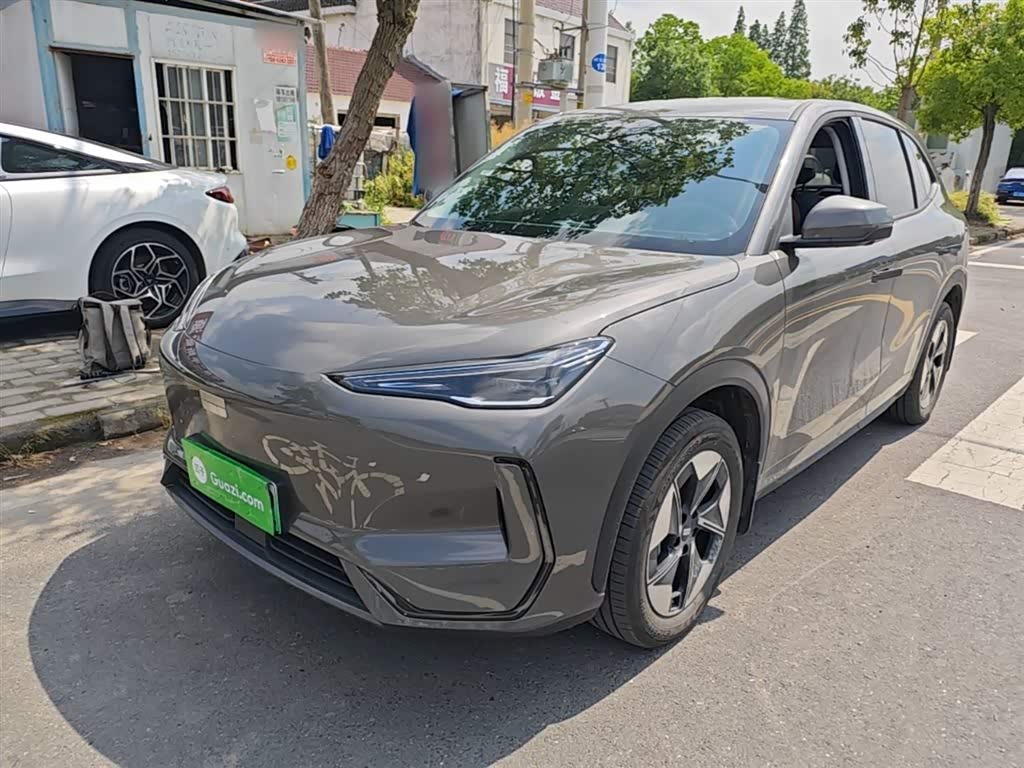Geely Galaxy E5