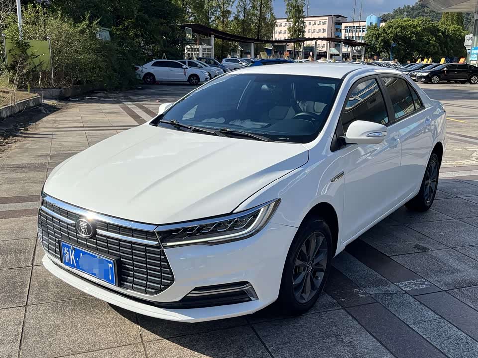 BYD Qin