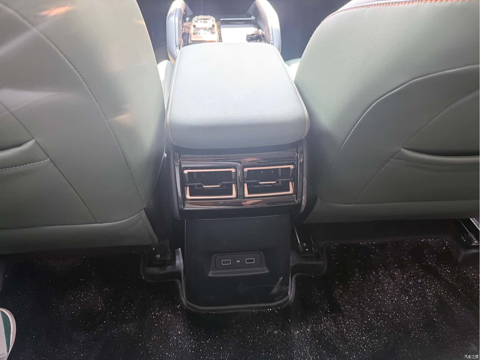Chery iCAR, 2024 20