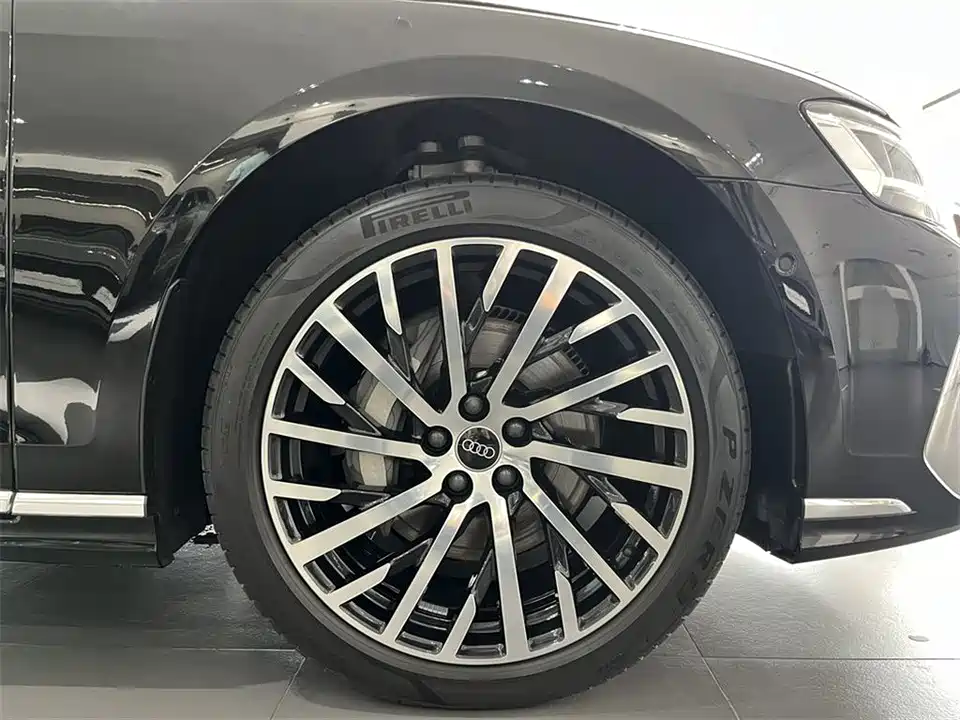 Audi A8 Audi A8