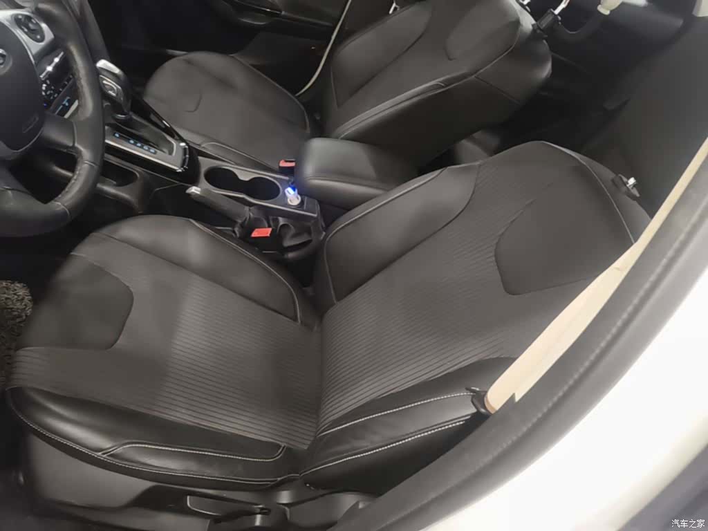 Ford Focus, 2014 15