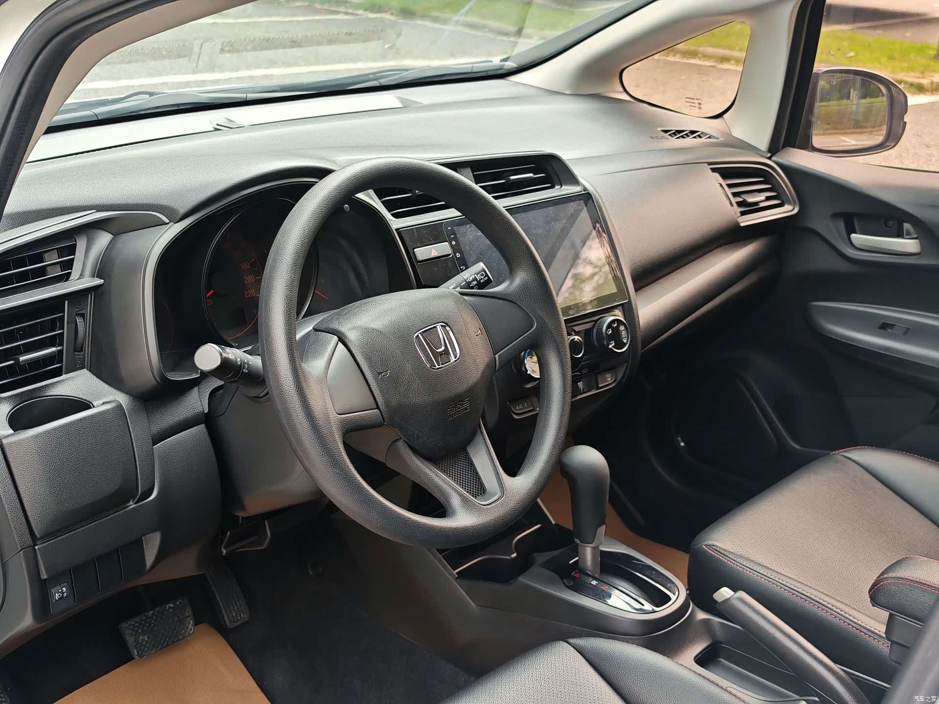 Honda Fit, 2018 8