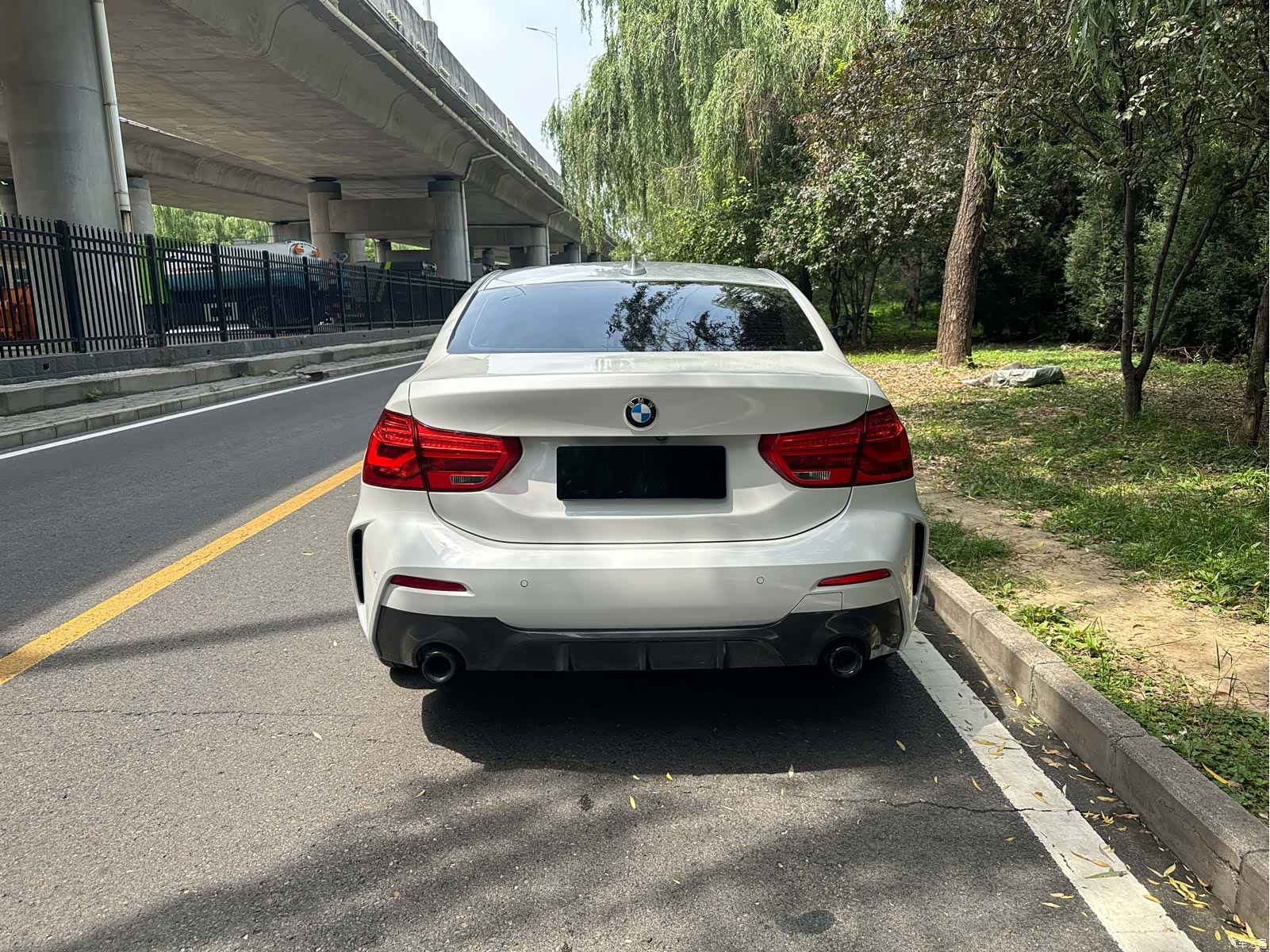 BMW 1 Series, 2022 все фото
