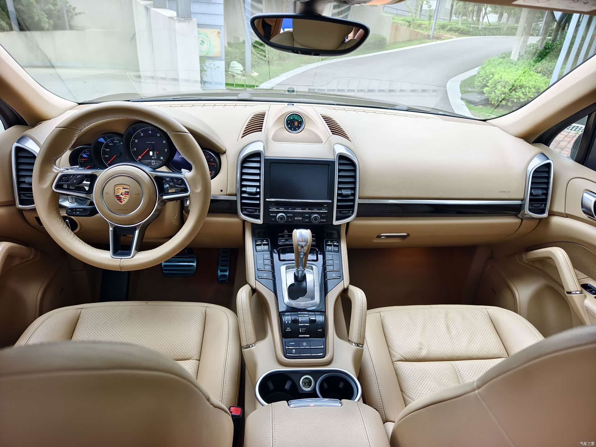 Porsche Cayenne, 2015 6