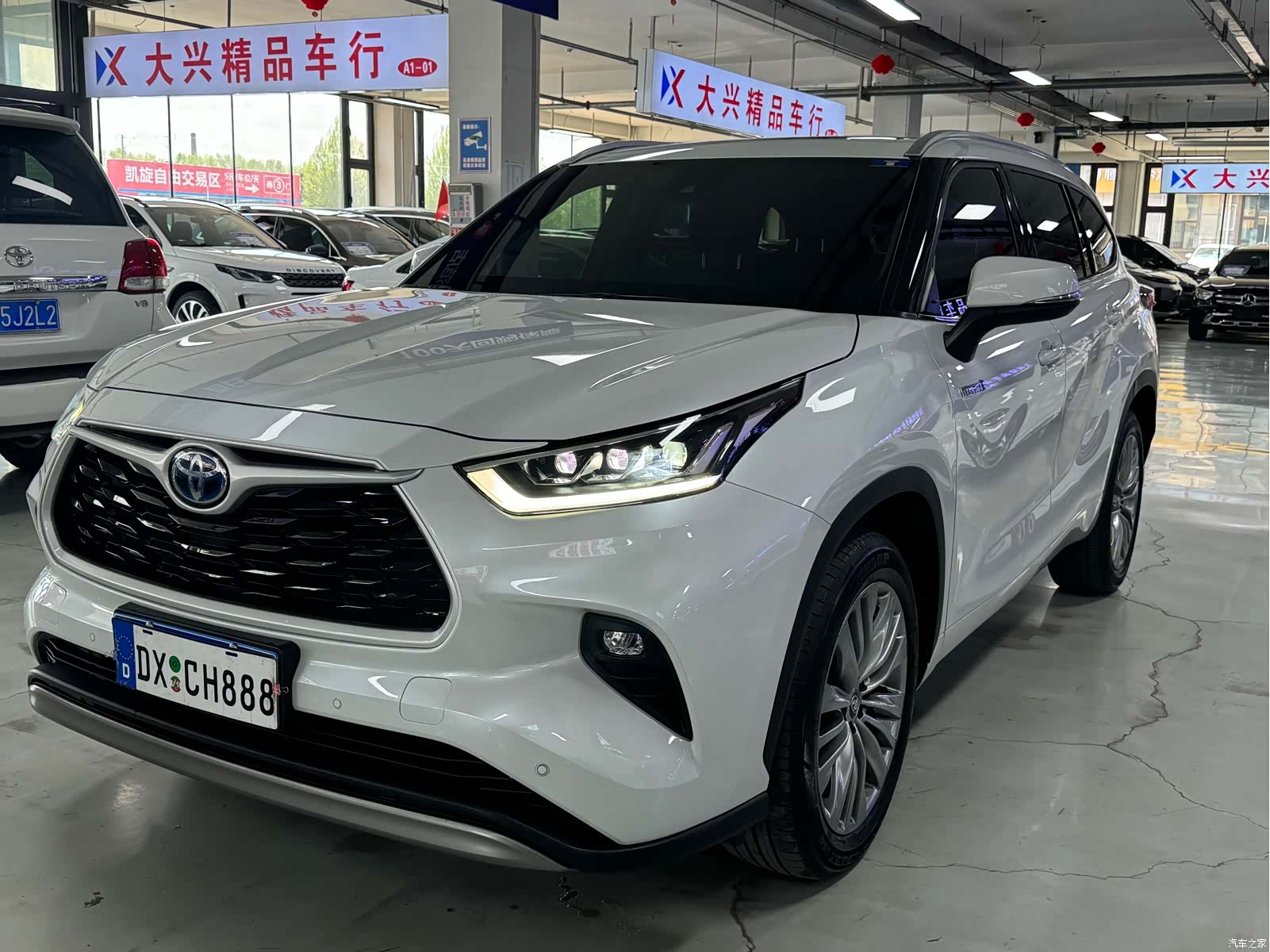 Toyota Highlander, 2023 1