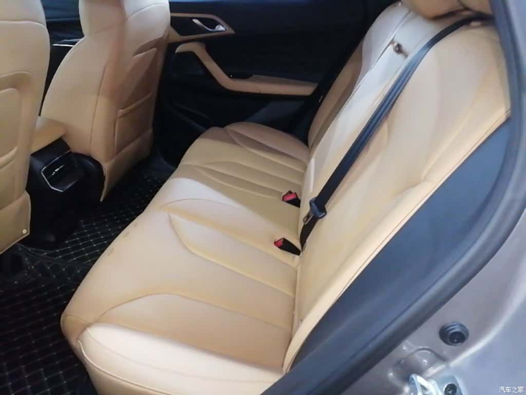 Roewe RX5, 2025 17