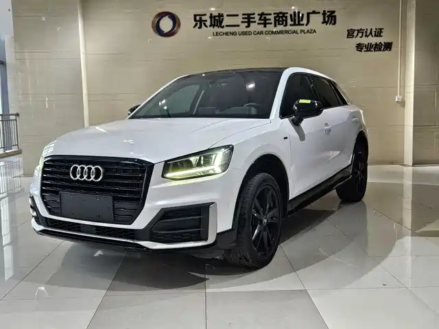 Audi Q2L 2020 — купить из Китая под заказ