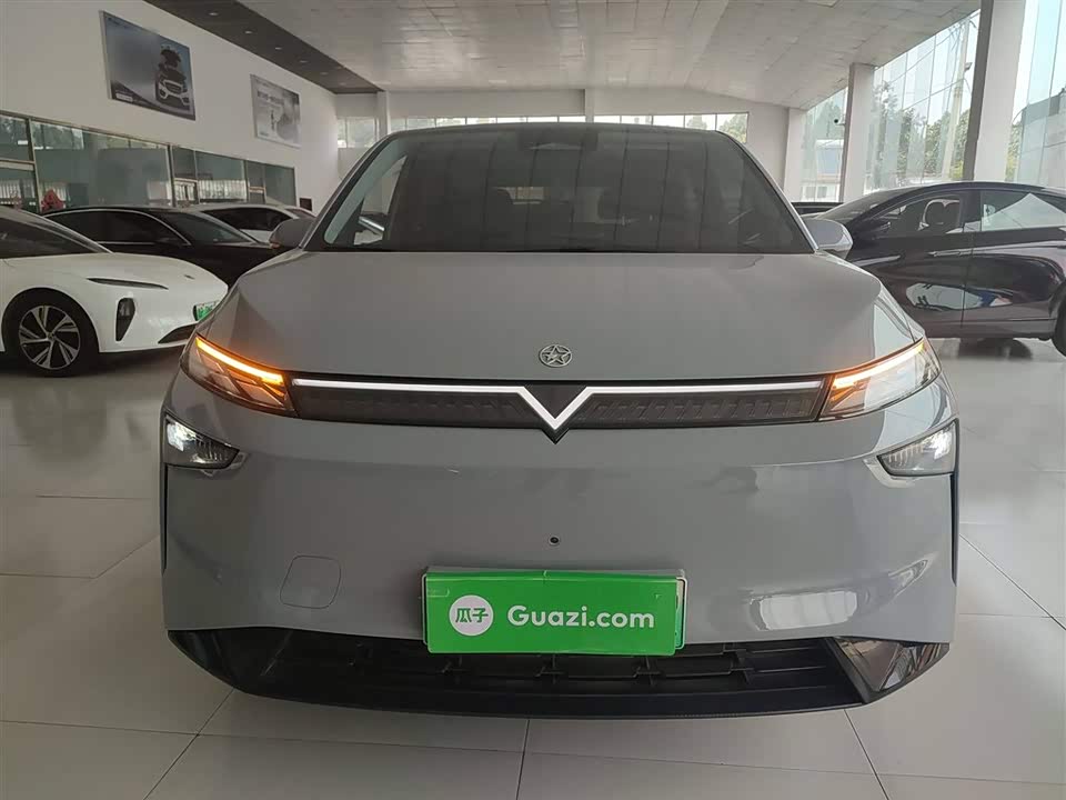 Venucia VX6 Venucia VX6