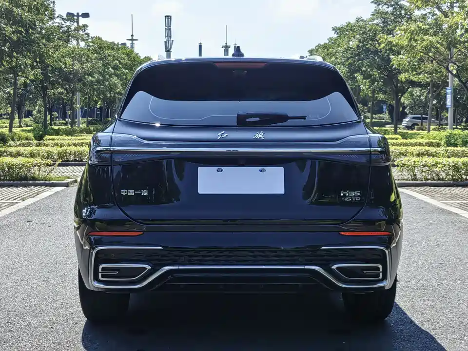 Hongqi HS5