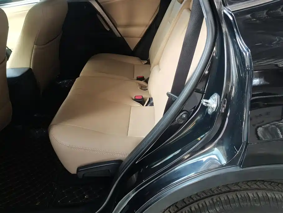 Toyota RAV4 Rongfang