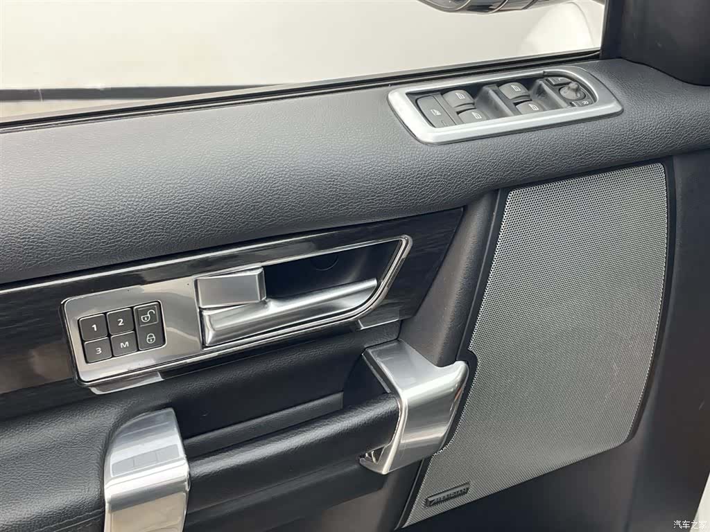 Land Rover Discovery, 2016 9